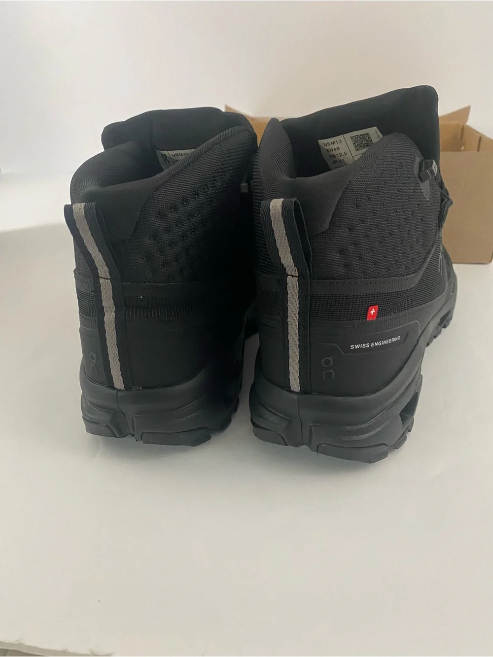 NEW On Running Cloudrock Mid WP Black Waterproof Boots Cloudtec Men's Size 13
